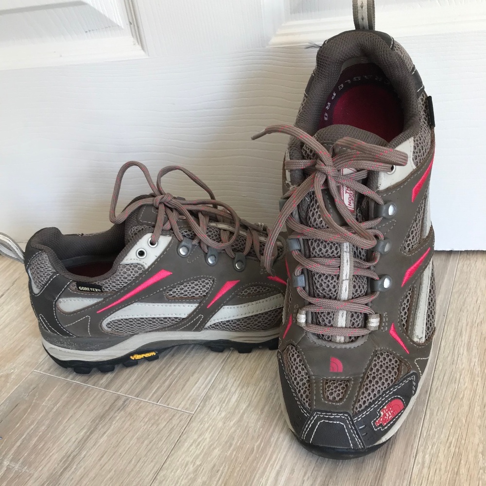 The North Face Hedgehog women's 9.5 hiking shoes